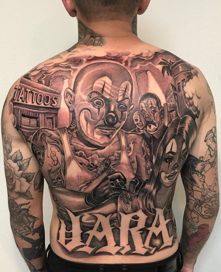 tatuaje masculino de payaso 72