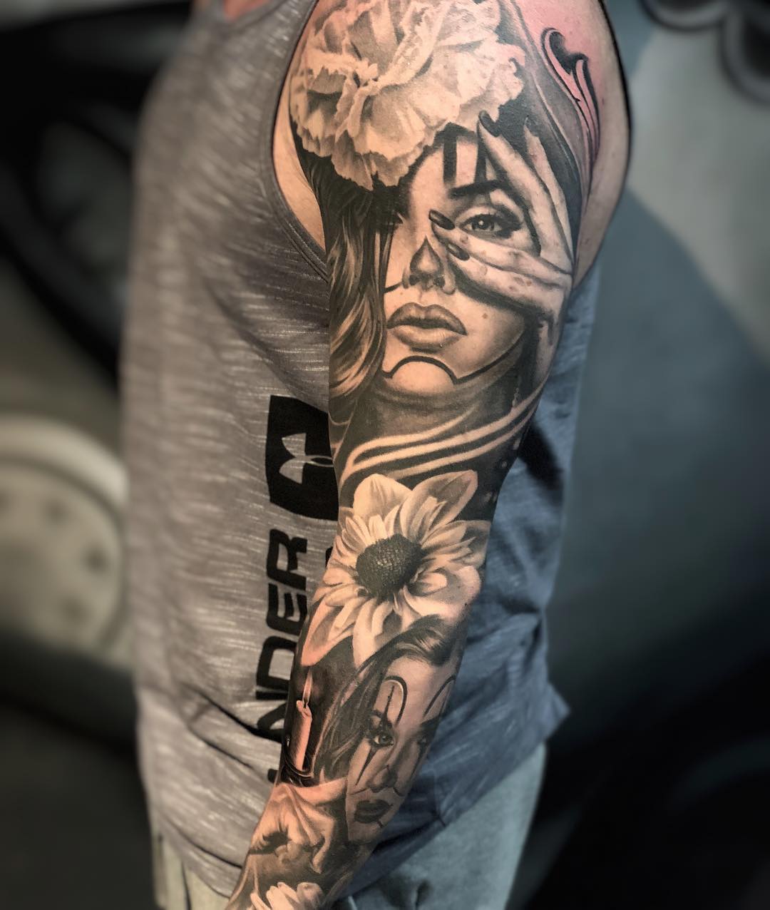 tatuaje masculino en el brazo 22