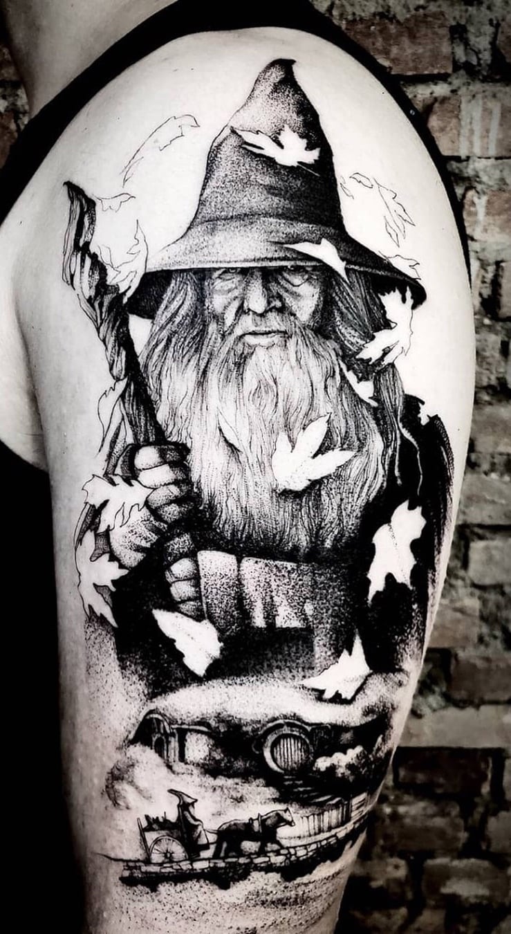 tatuaje masculino en el brazo 76