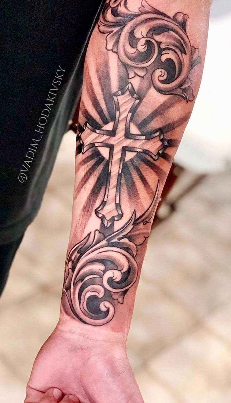 tatuaje masculino religioso 08