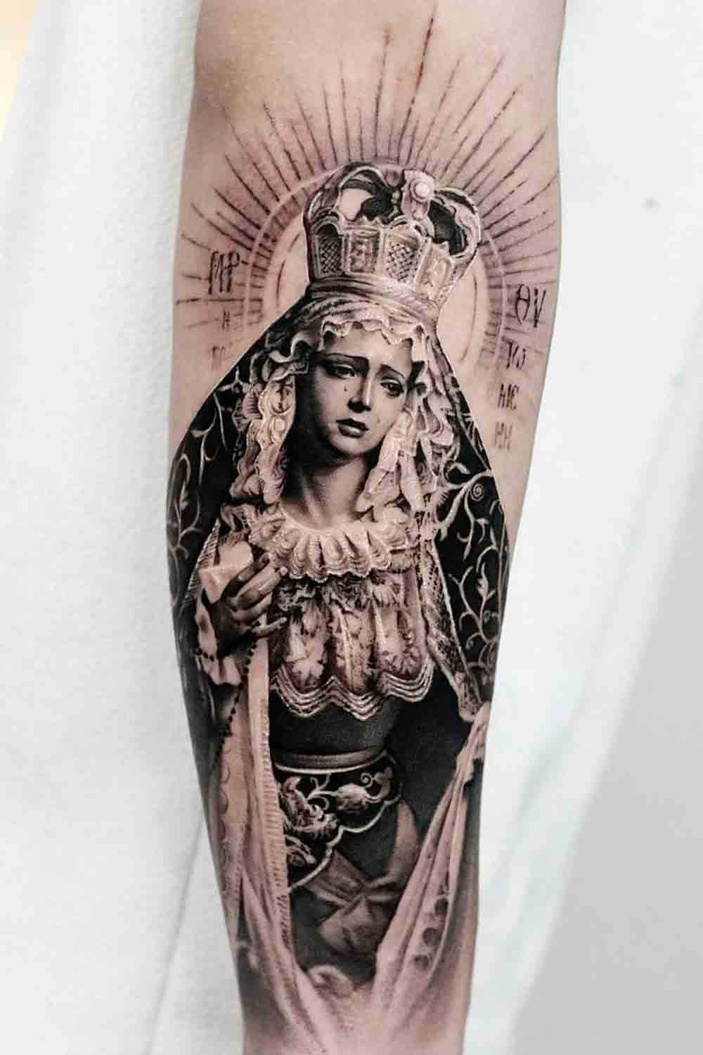 tatuaje religioso para hombre 151