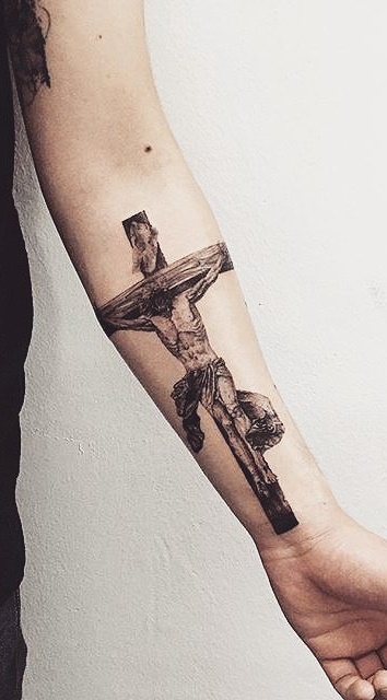 tatuaje religioso para hombre 33