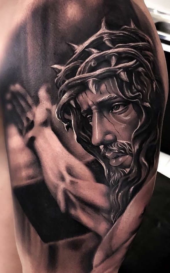 tatuaje religioso para hombre 84