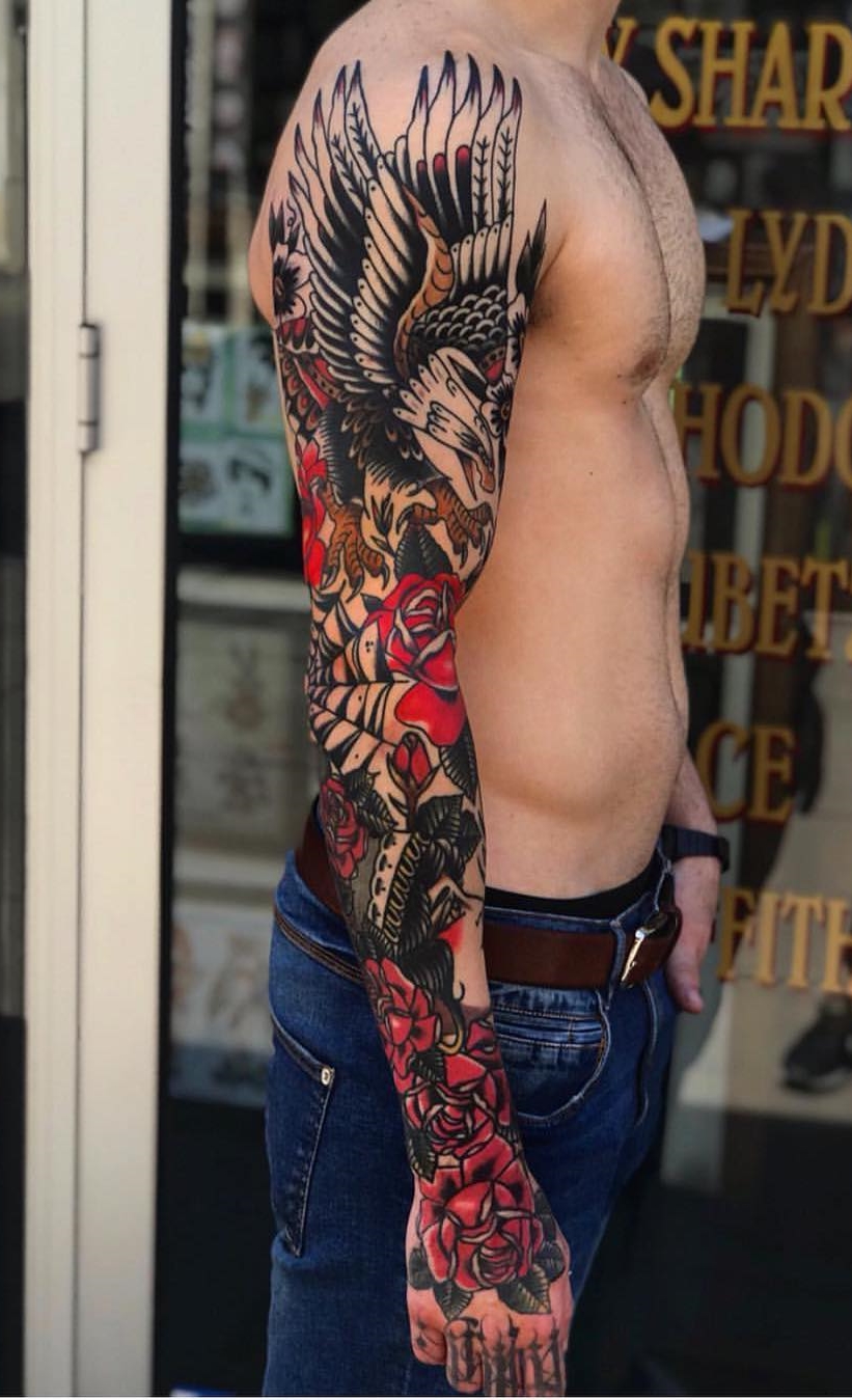 brazo lleno de tatuajes 09