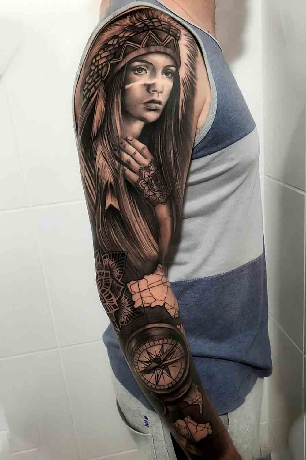 brazo lleno de tatuajes 109