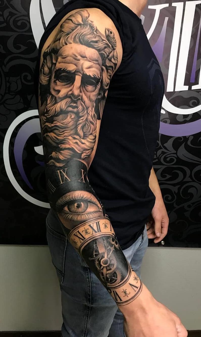 brazo lleno de tatuajes 180