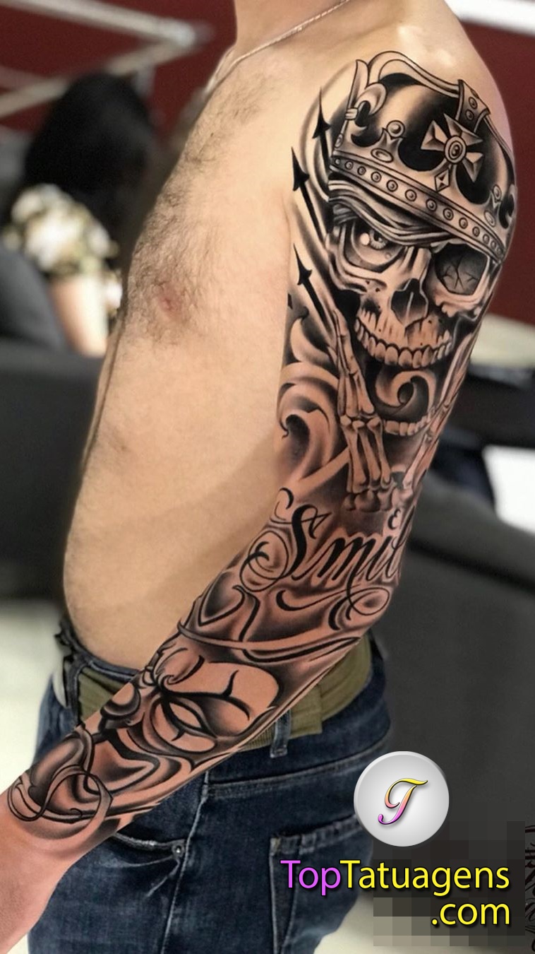brazo lleno de tatuajes 94