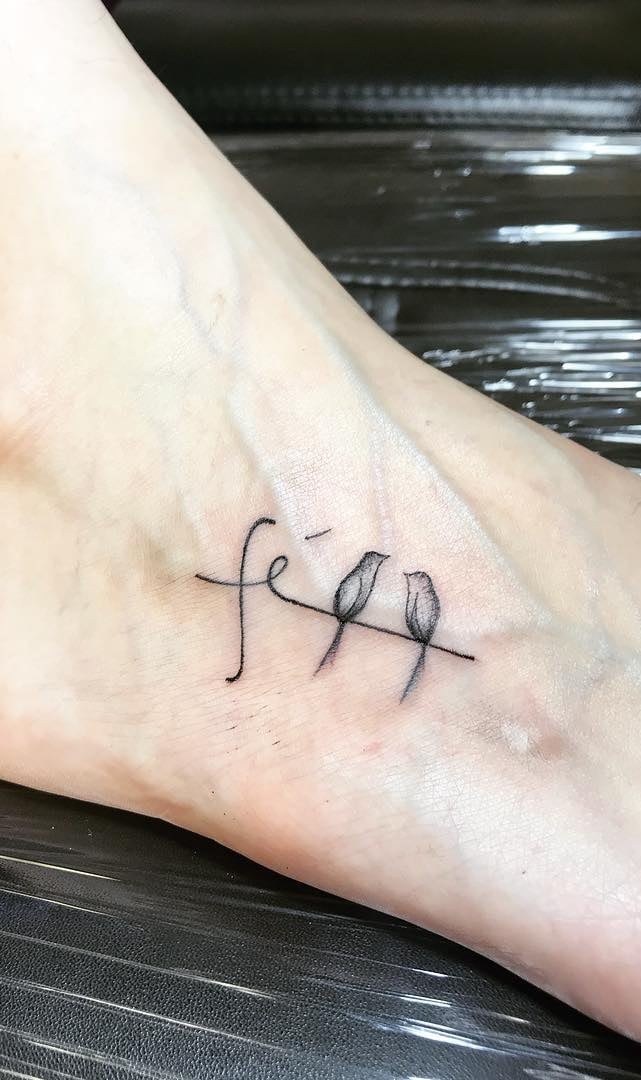 Tatuajes en los pies: 57 opciones para MUJER