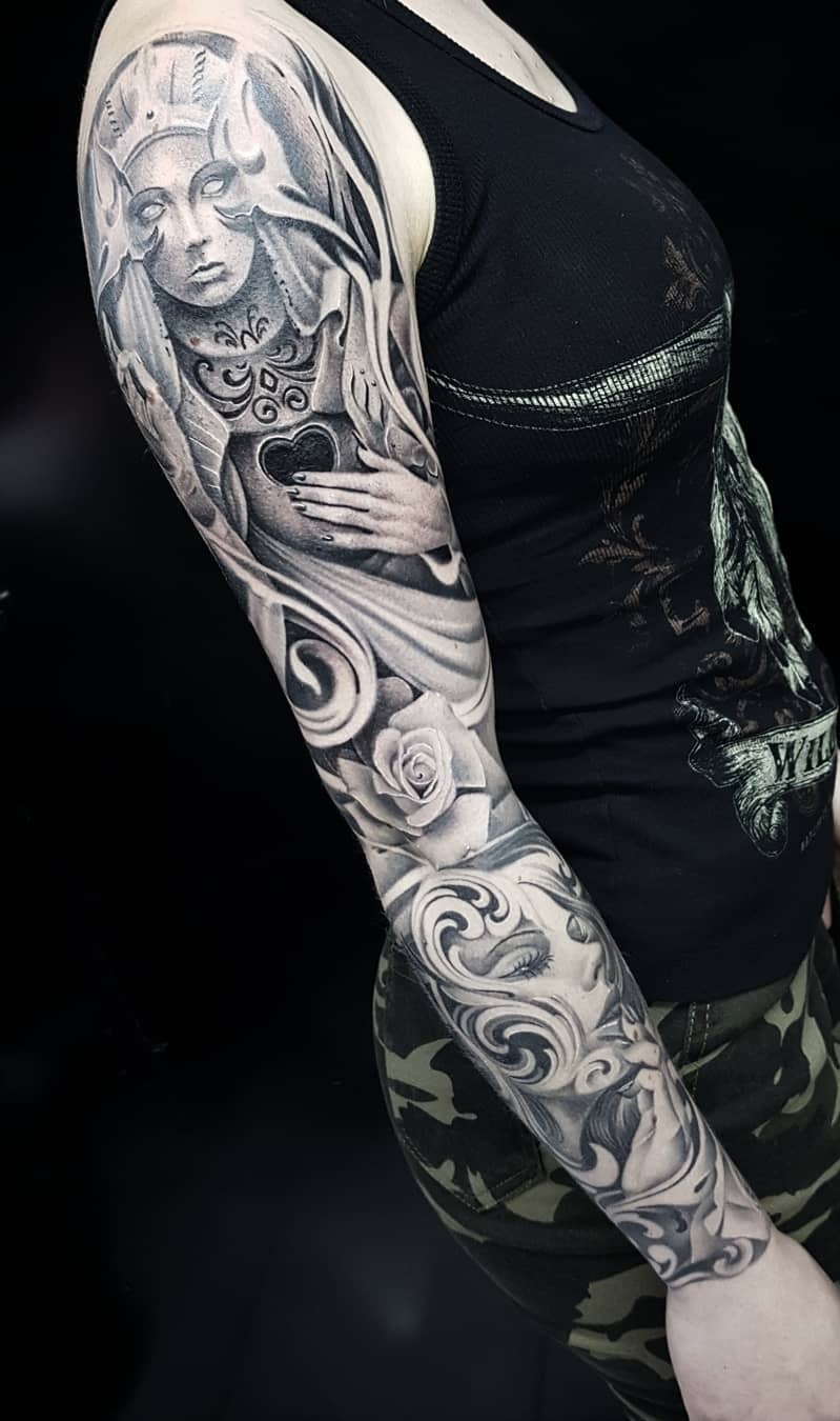 tattoo brazo entero para hombre 18