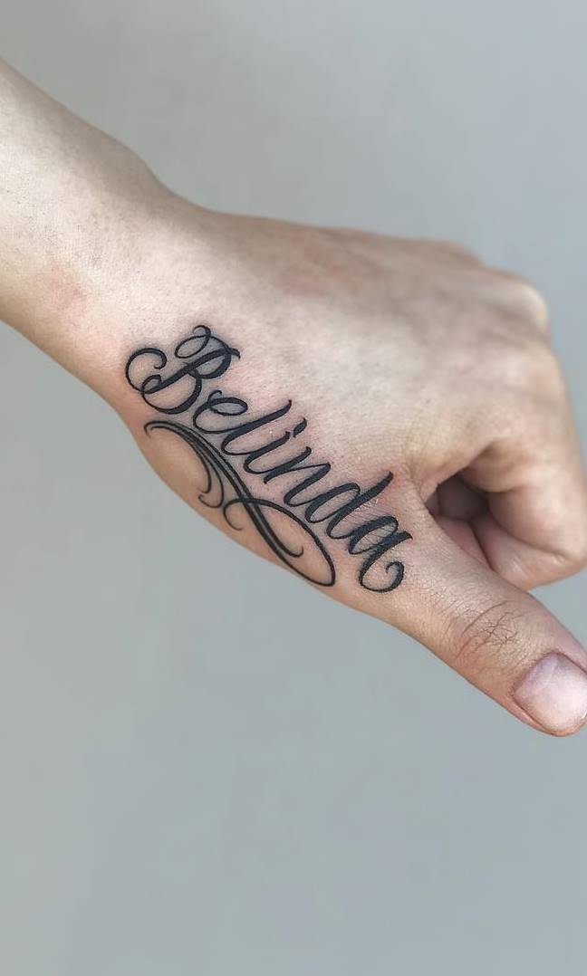 tattoo en la mano para hombre 33