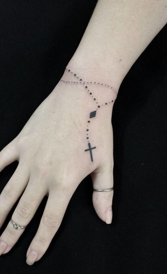 tattoo en la mano para hombre 46