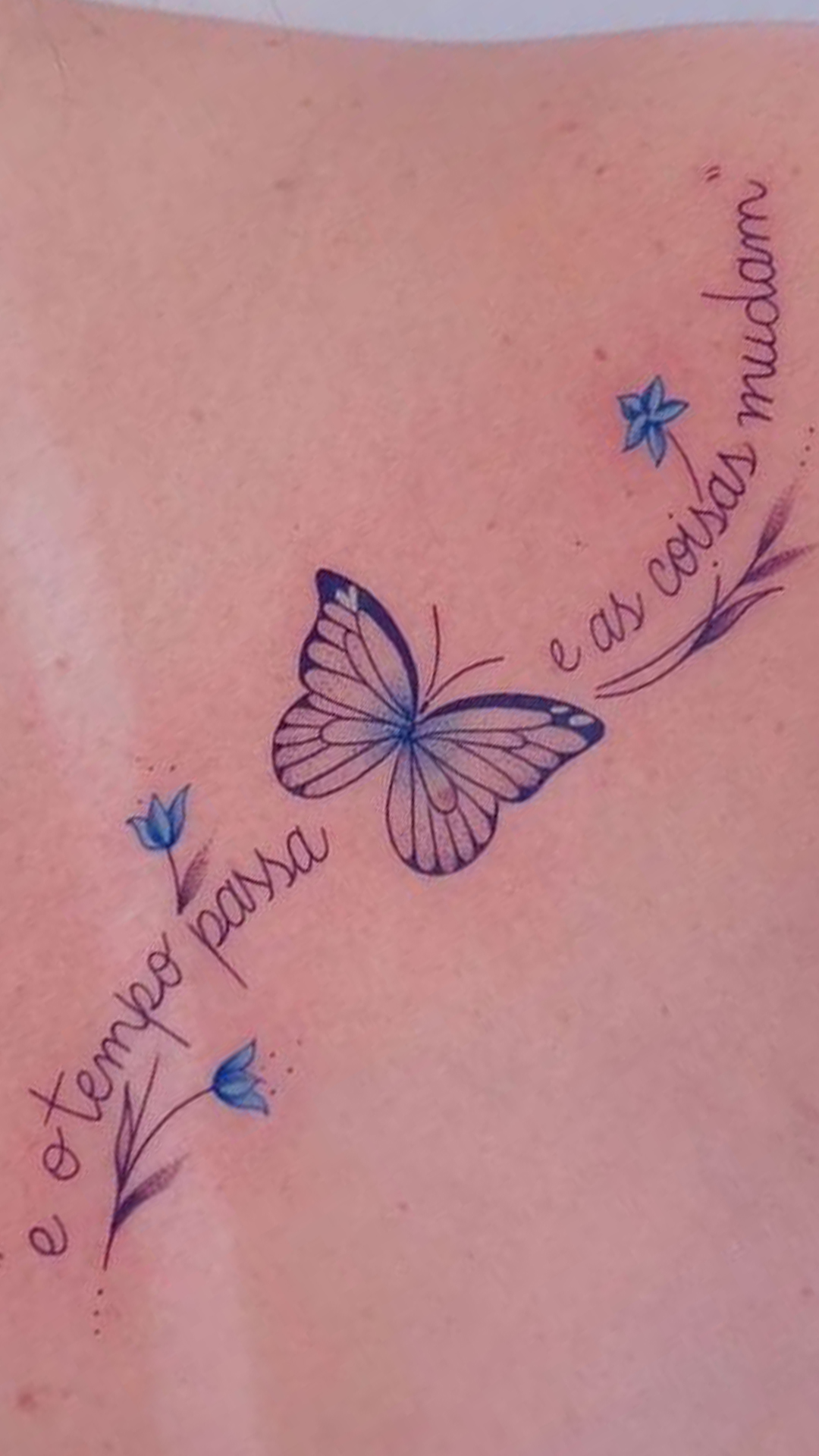 tattoo mariposa para mujer 04