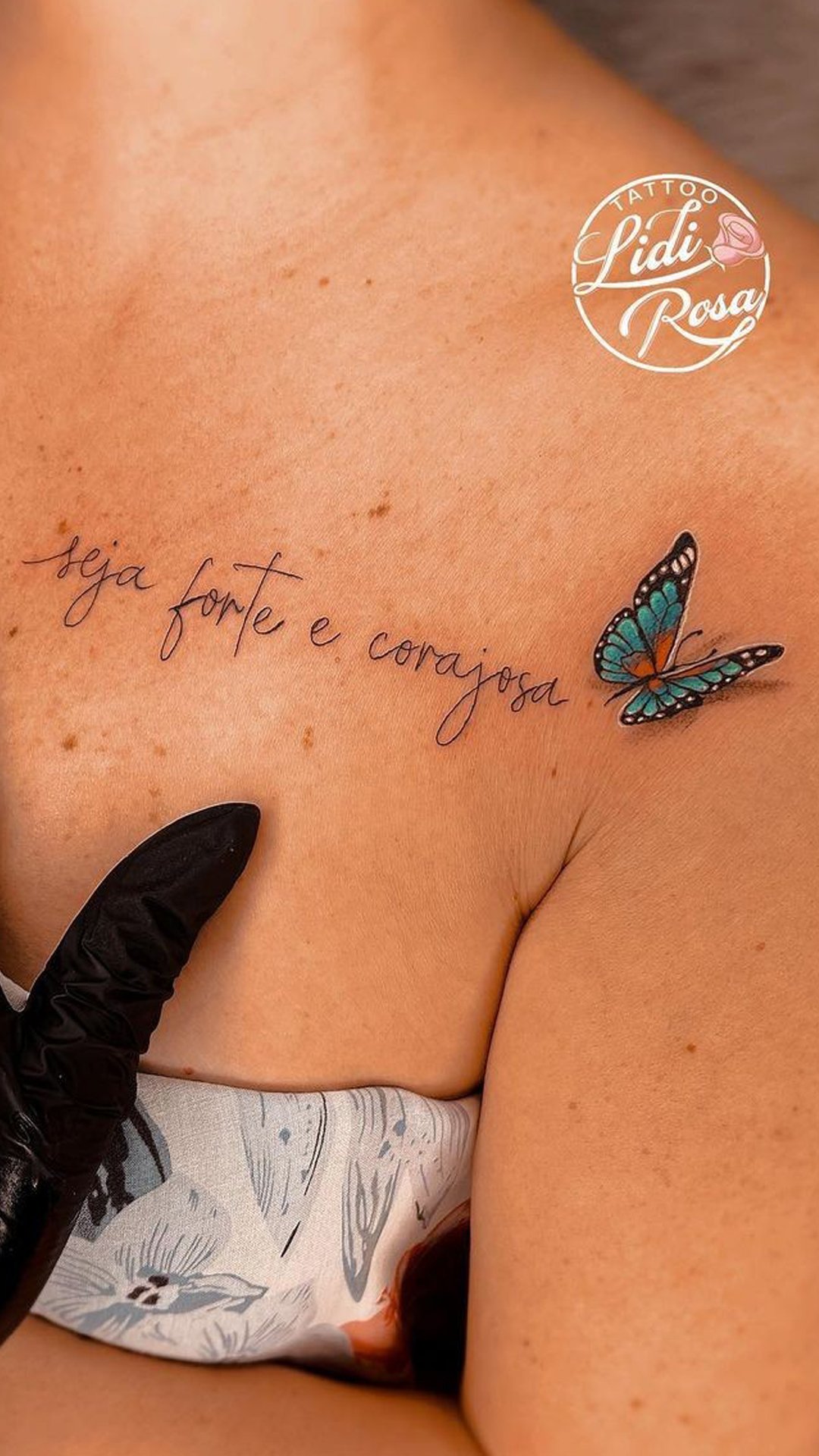 tattoo mariposa para mujer 06