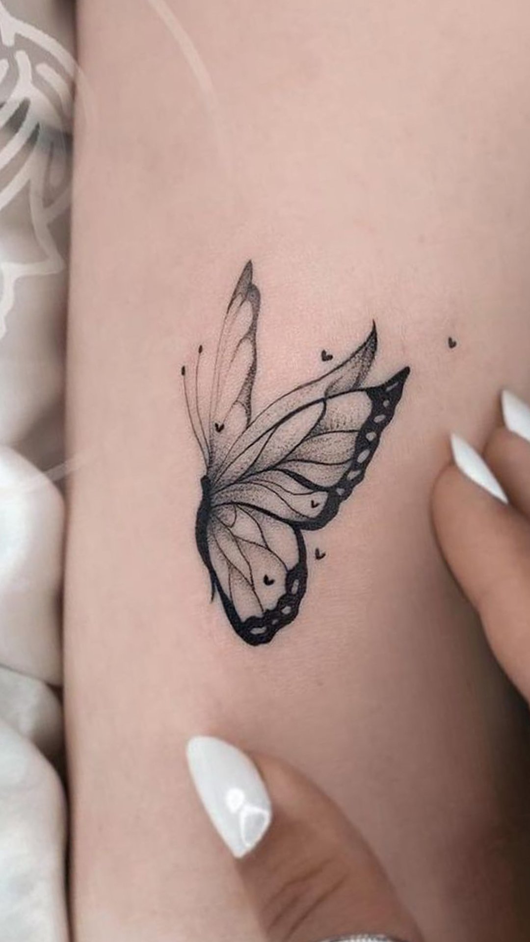 tattoo mariposa para mujer 111