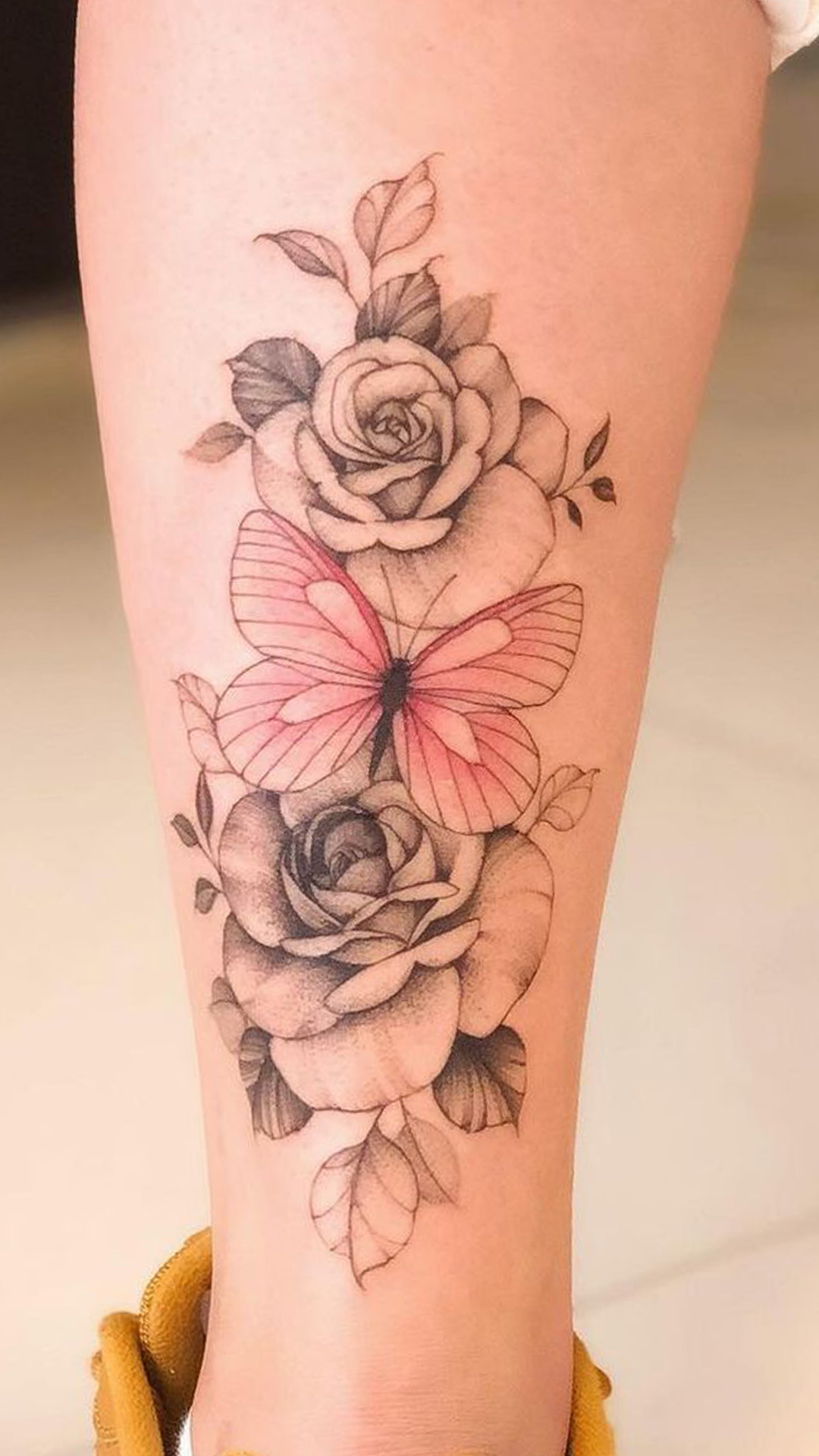 tattoo mariposa para mujer 22