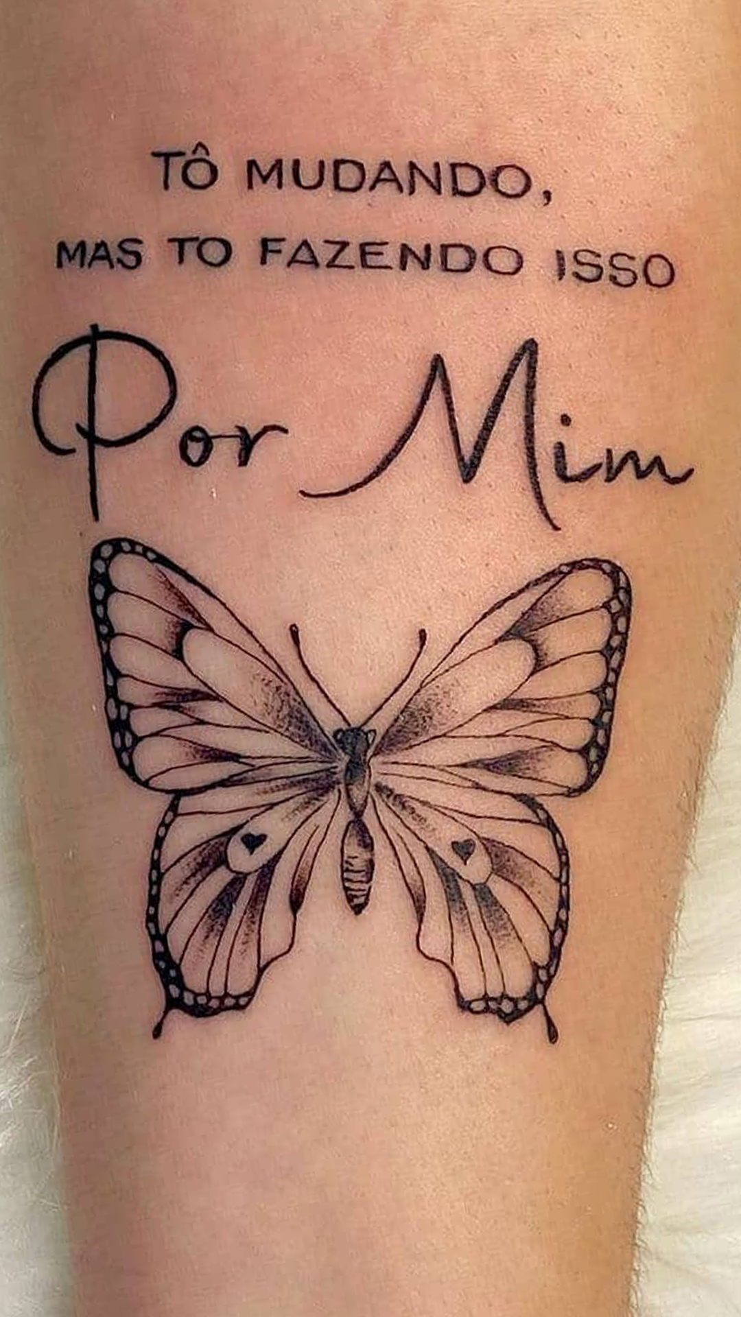 tattoo mariposa para mujer 35