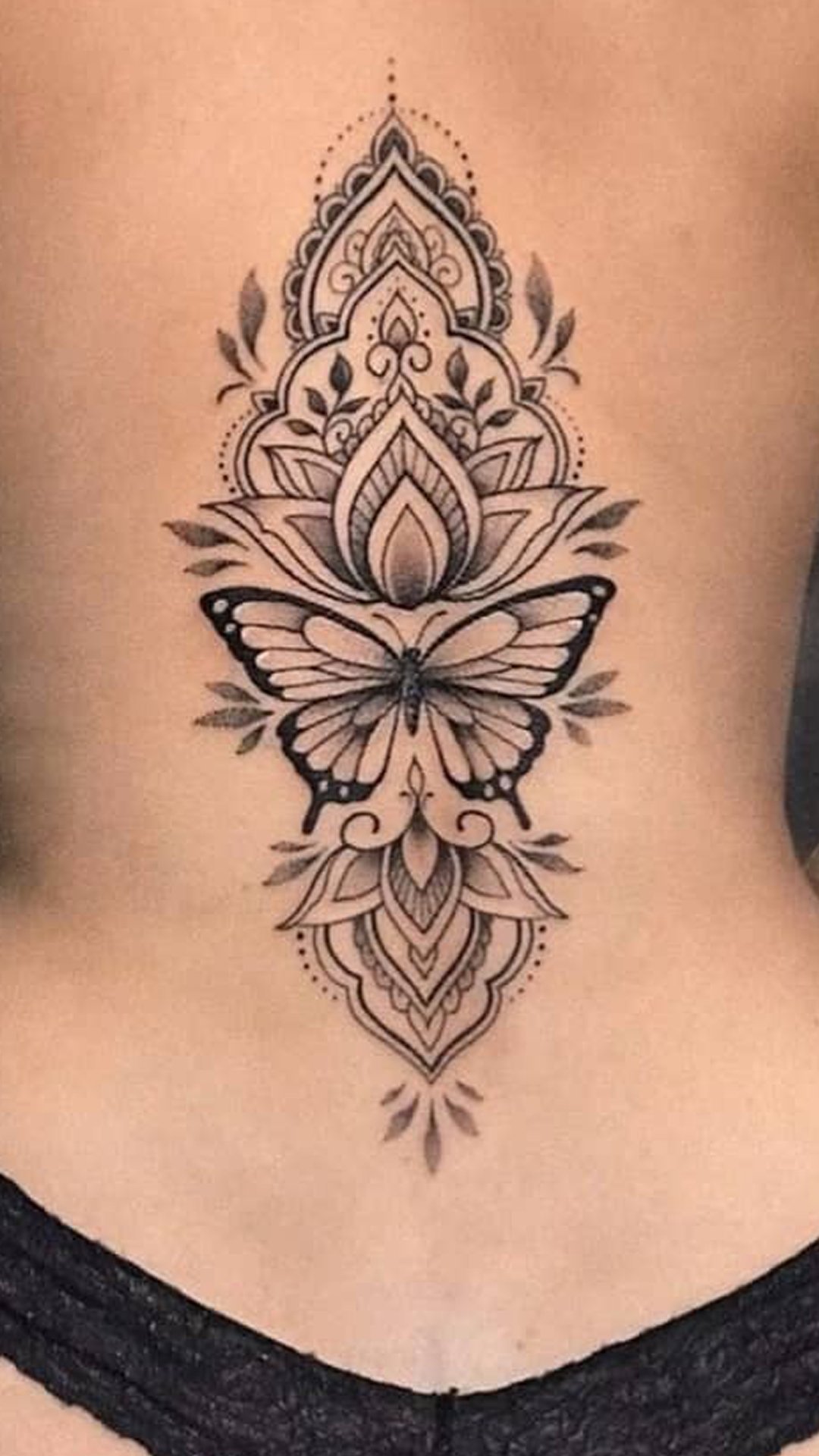 tattoo mariposa para mujer 38