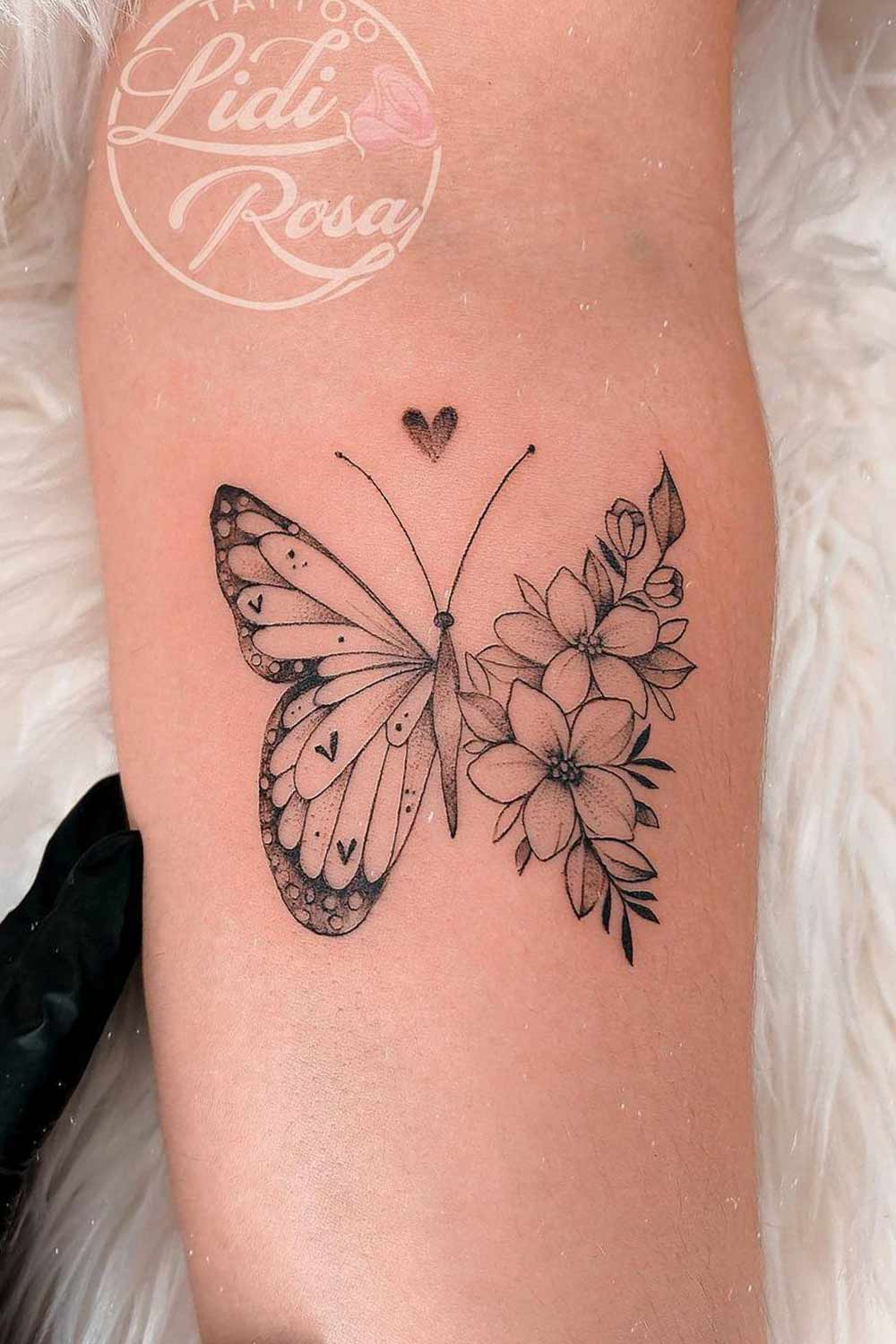tattoo mariposa para mujer 54