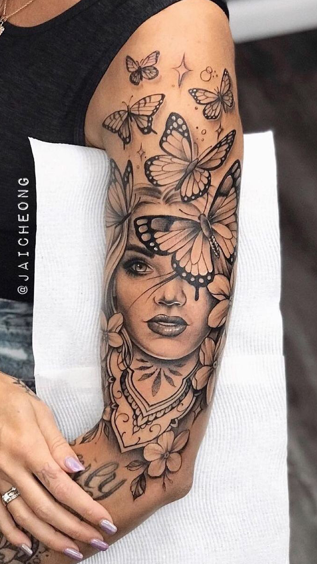tattoo mariposa para mujer 61