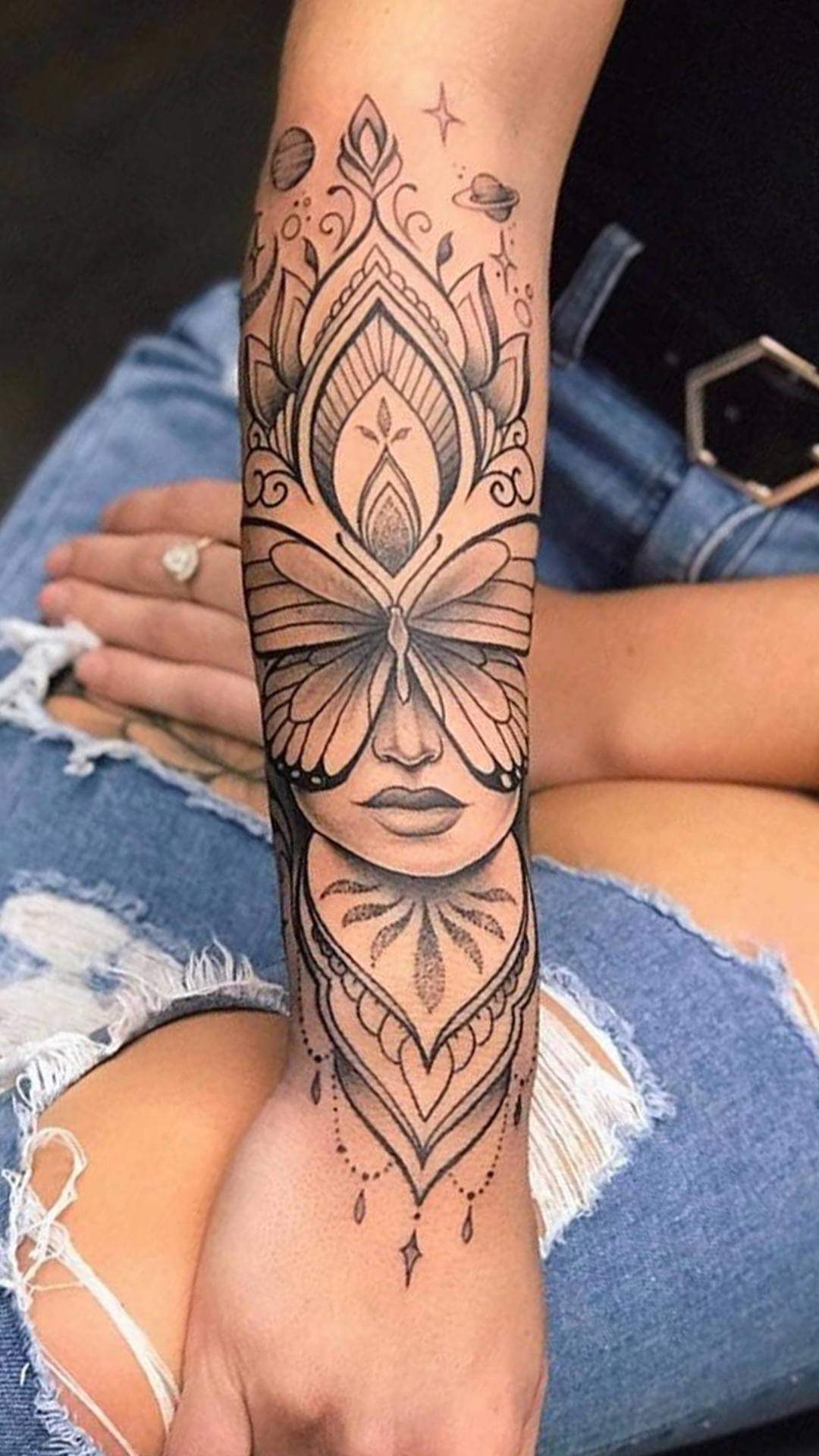tattoo mariposa para mujer 80