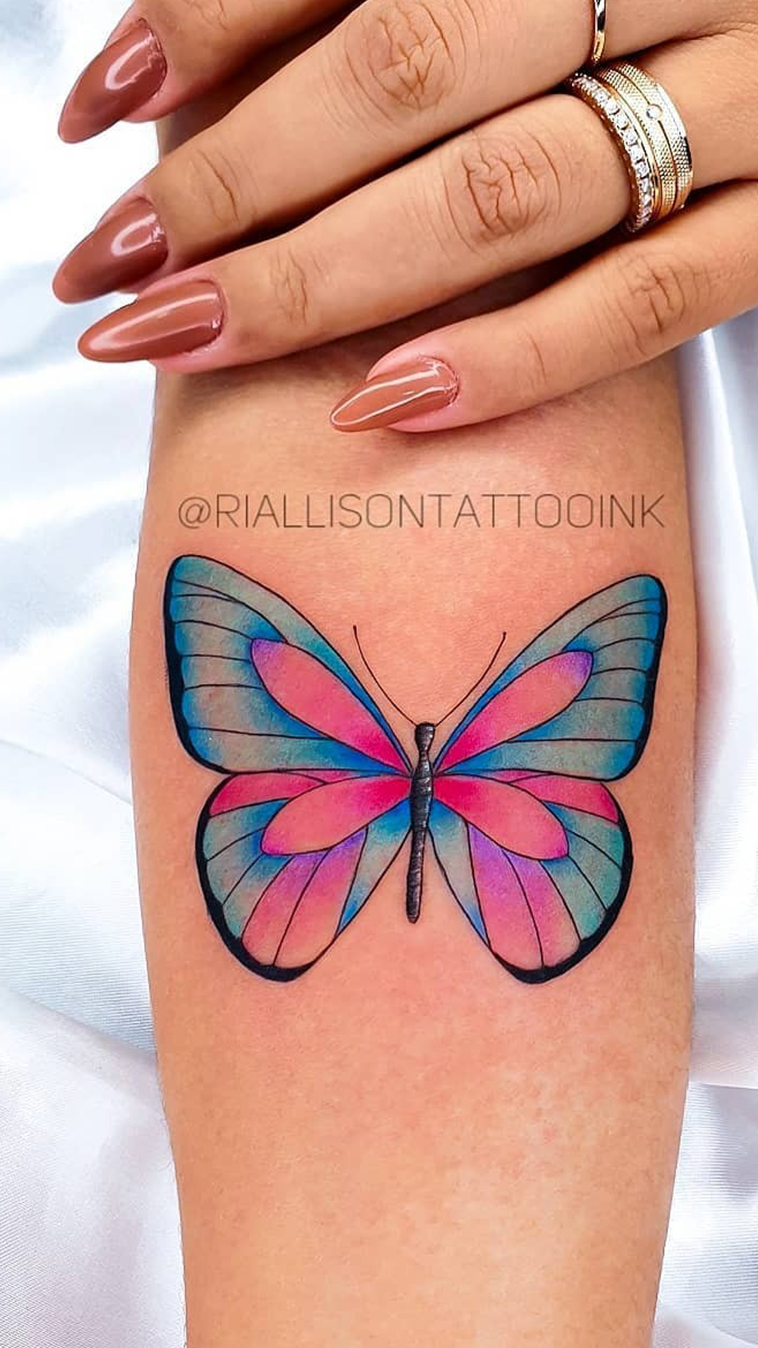 tattoo mariposa para mujer 97