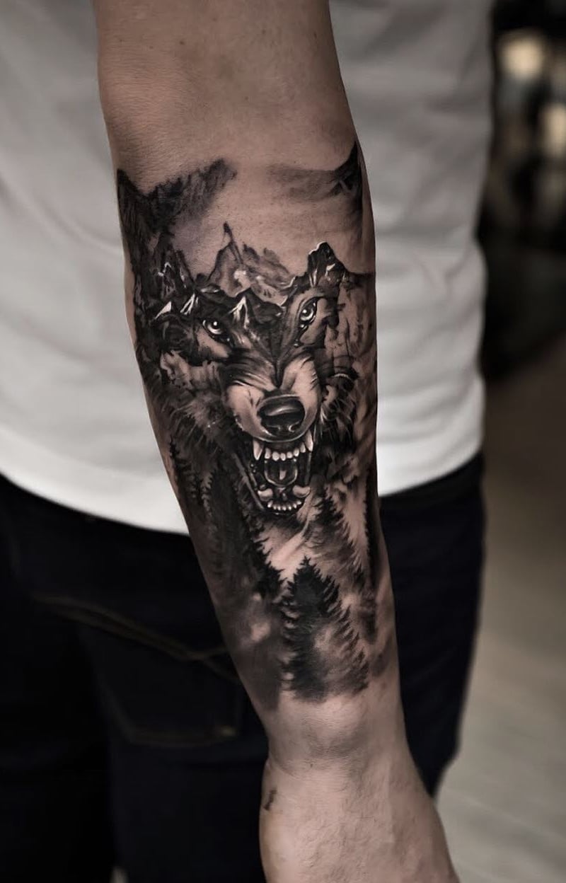 99 Tatuajes de lobos: Diseños masculinos increíbles