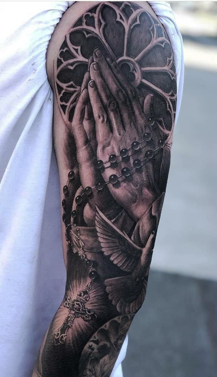 tattoo religioso para hombre 08