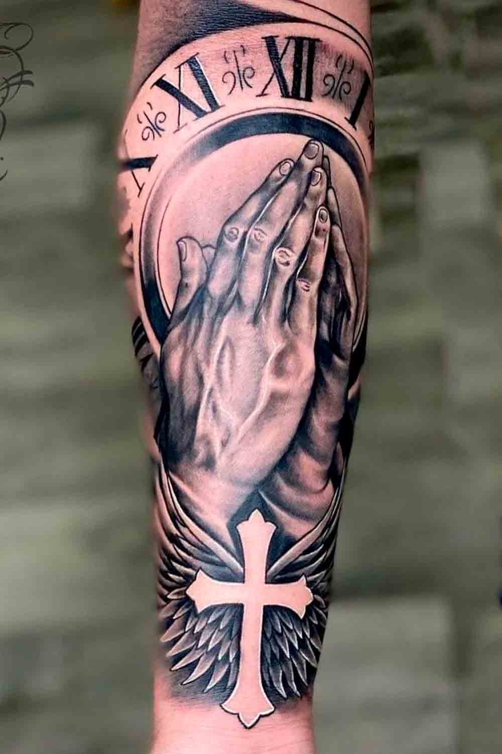 tattoo religioso para hombre 22