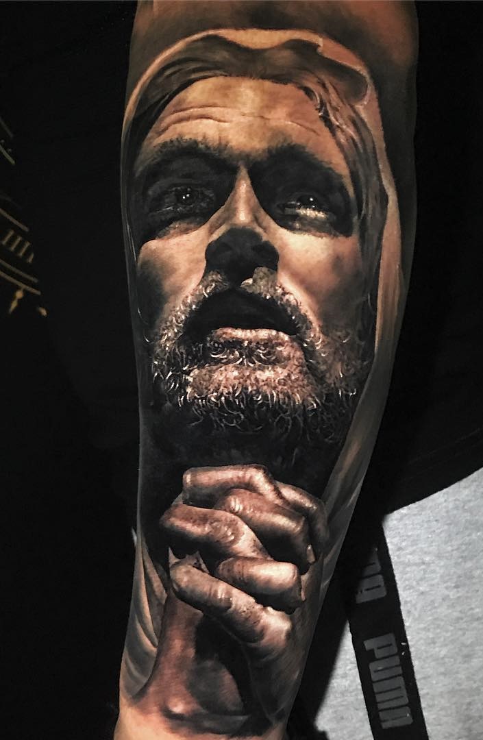 tattoo religioso para hombre 30