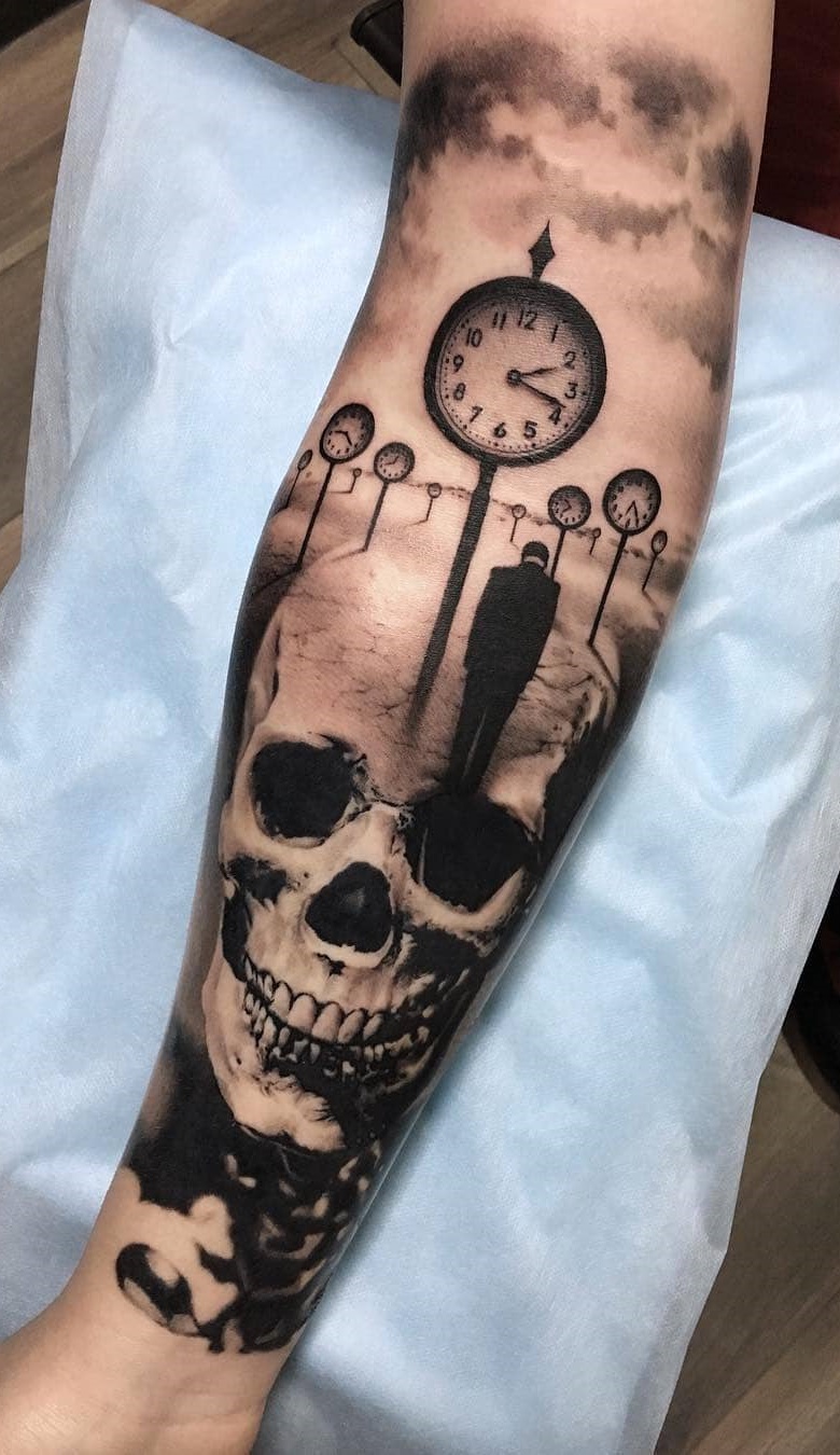 tatuaje calavera masculino 11