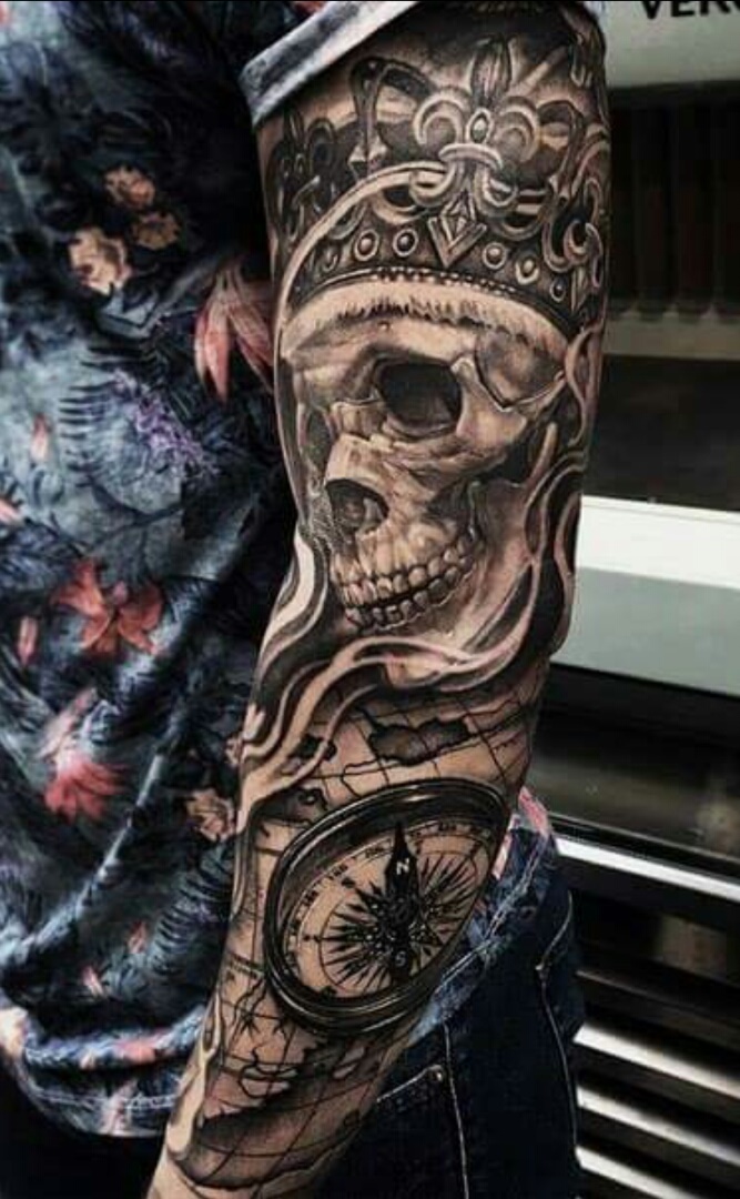 tatuaje calavera masculino 60