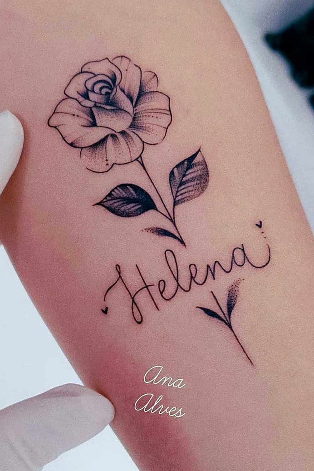 tatuaje de flor en mujer 03