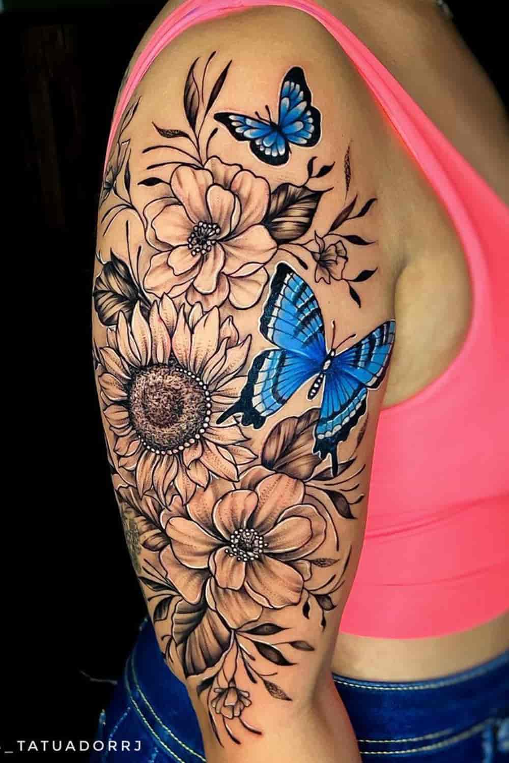 tatuaje de flor en mujer 34