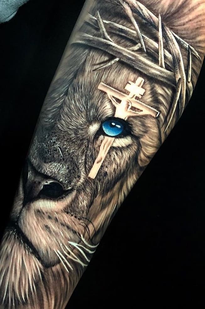tatuaje de leon 66