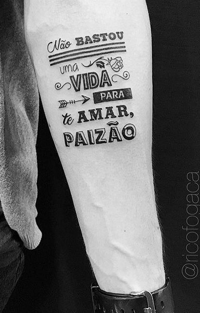 tatuaje de letras en mujer 100