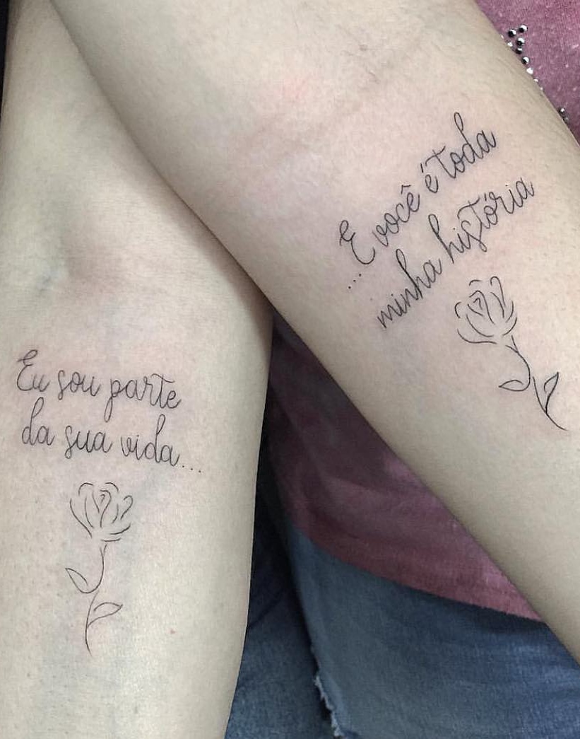 tatuaje de letras en mujer 123
