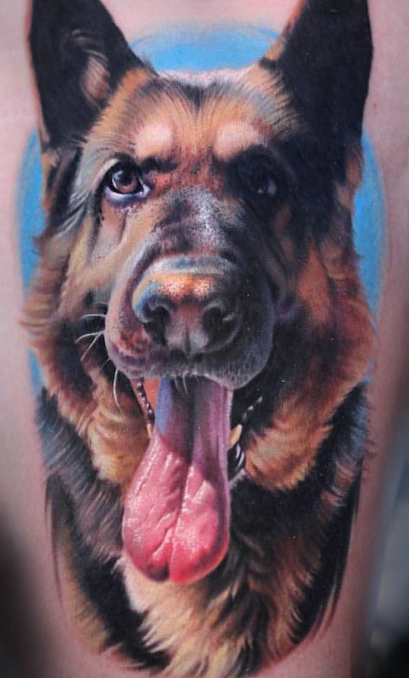 tatuaje de perro en mujer 06