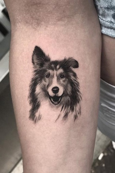tatuaje de perro en mujer 104