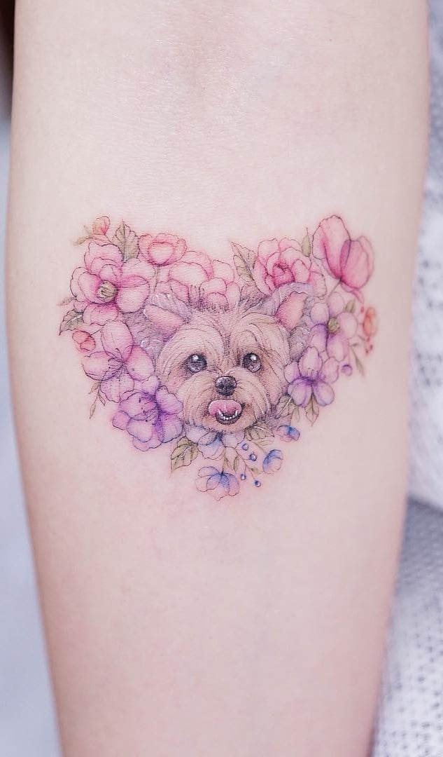 tatuaje de perro en mujer 17