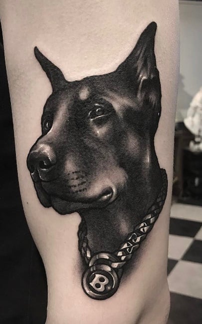 tatuaje de perro en mujer 29