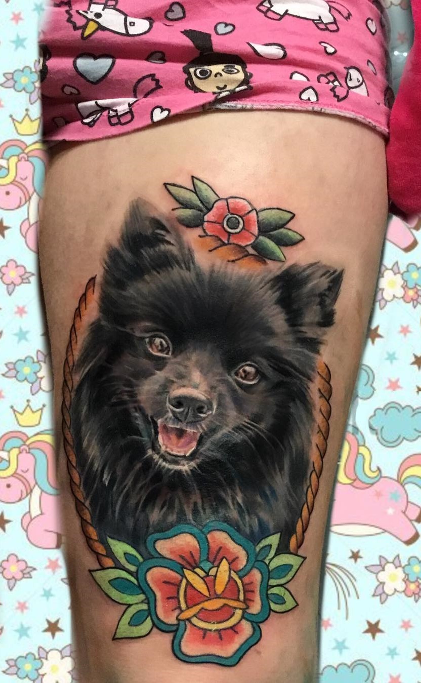 tatuaje de perro en mujer 94