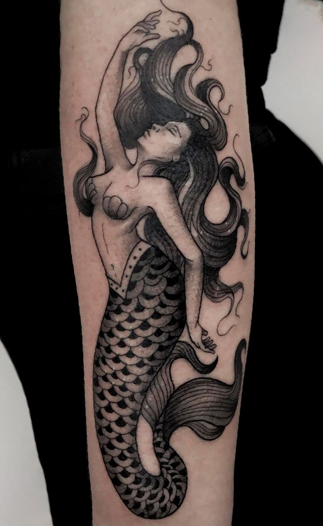 tatuaje de sirena en mujer 19