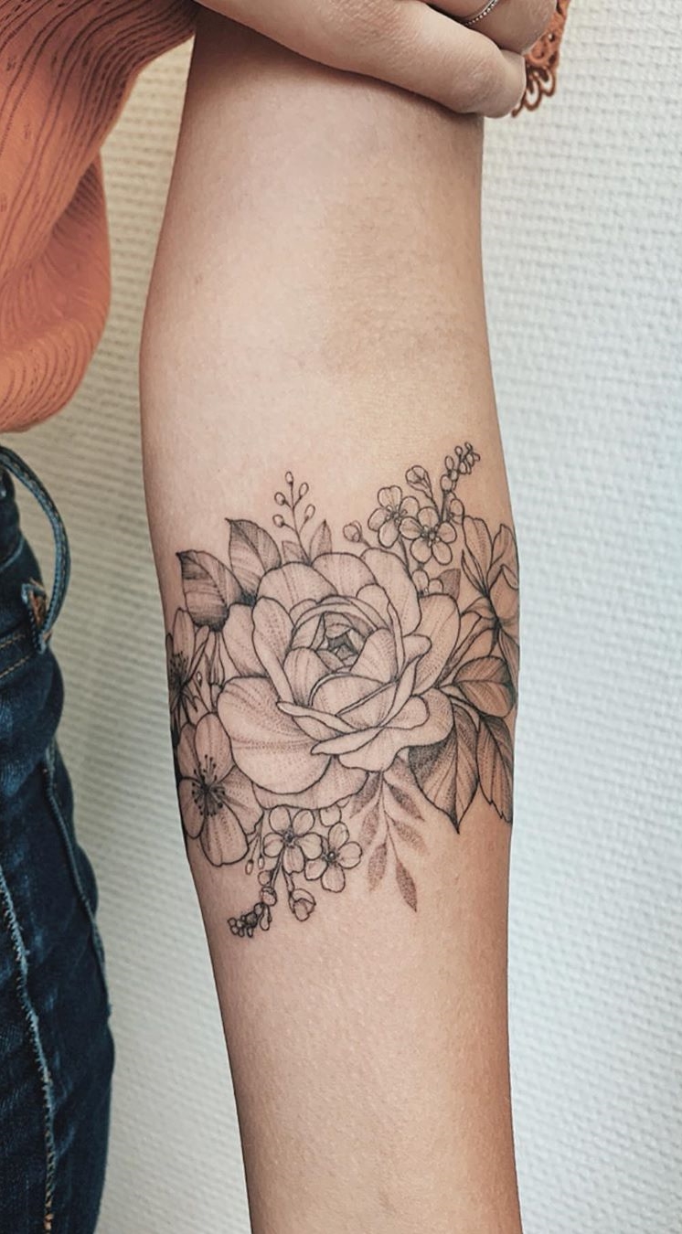 tatuaje en antebrazo de mujer 60