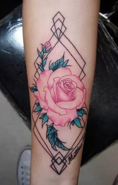 tatuaje en antebrazo de mujer 79