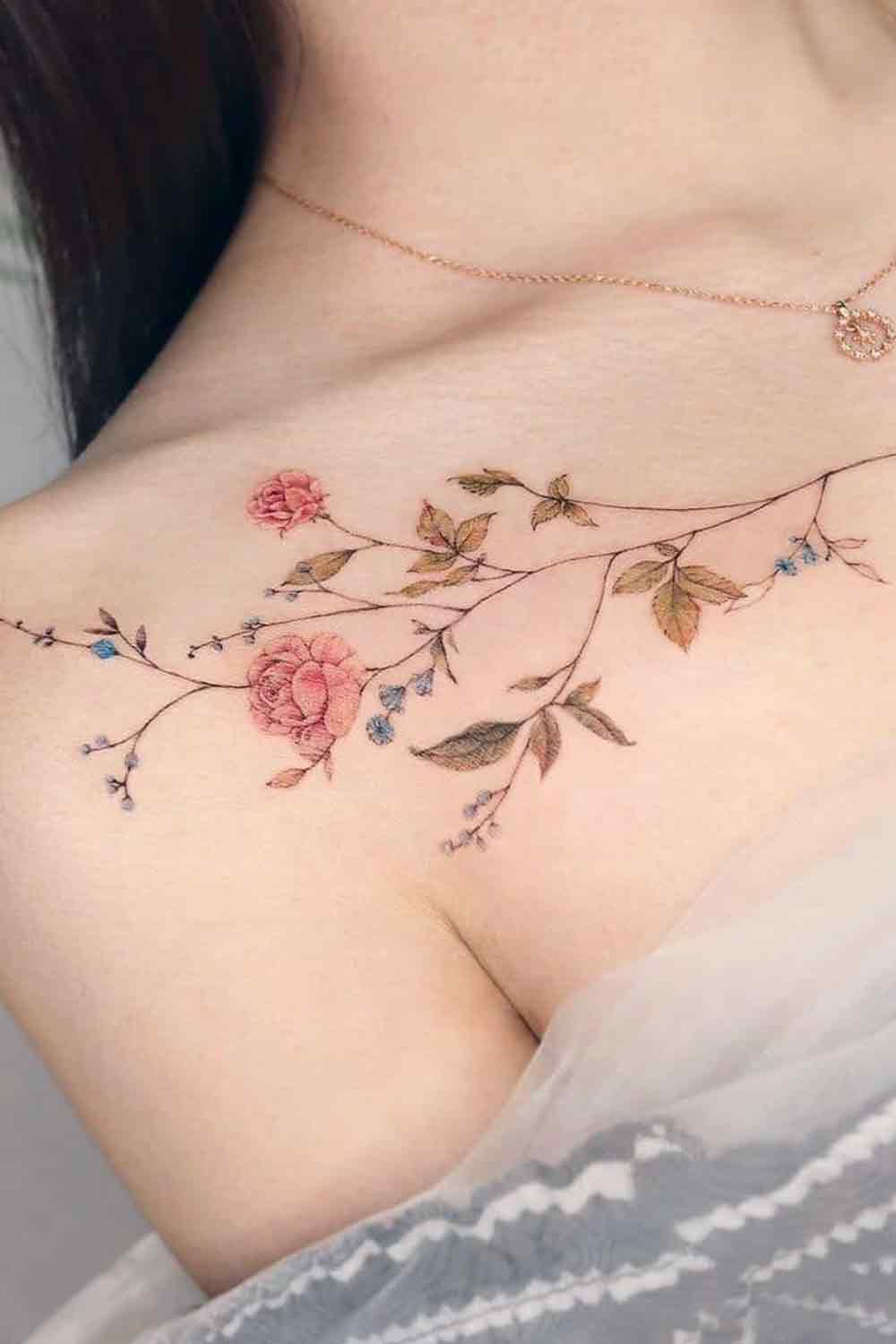 tatuaje en hombro de mujer 74