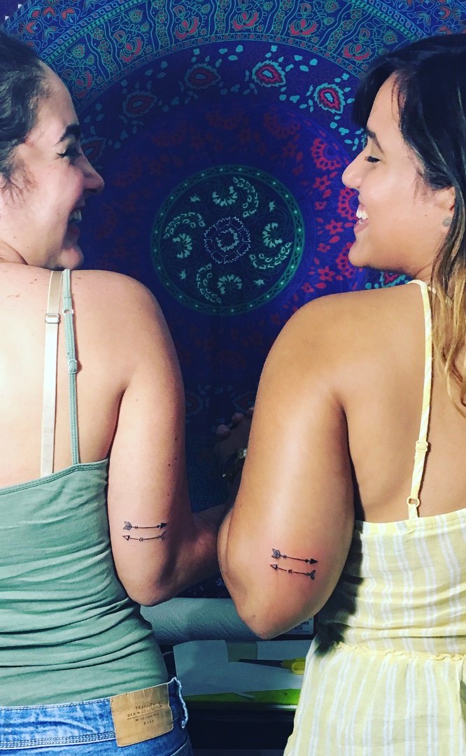 tatuaje femenino mejores amigas 04