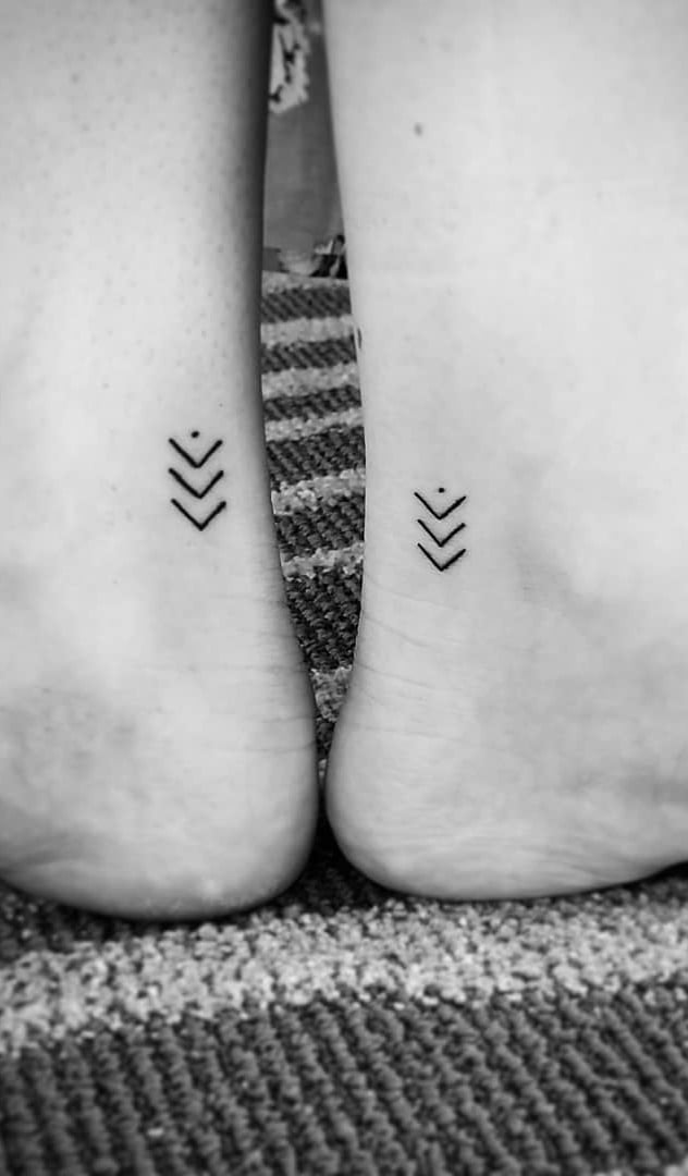 tatuaje femenino mejores amigas 20