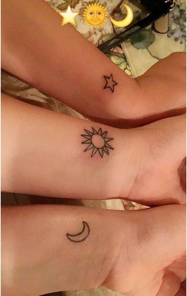 tatuaje femenino mejores amigas 36