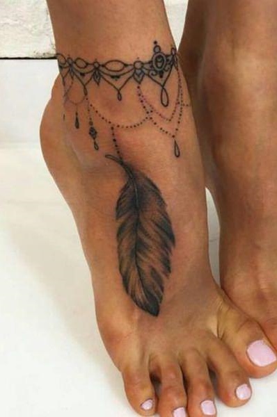 tatuaje femenino tobillo 68