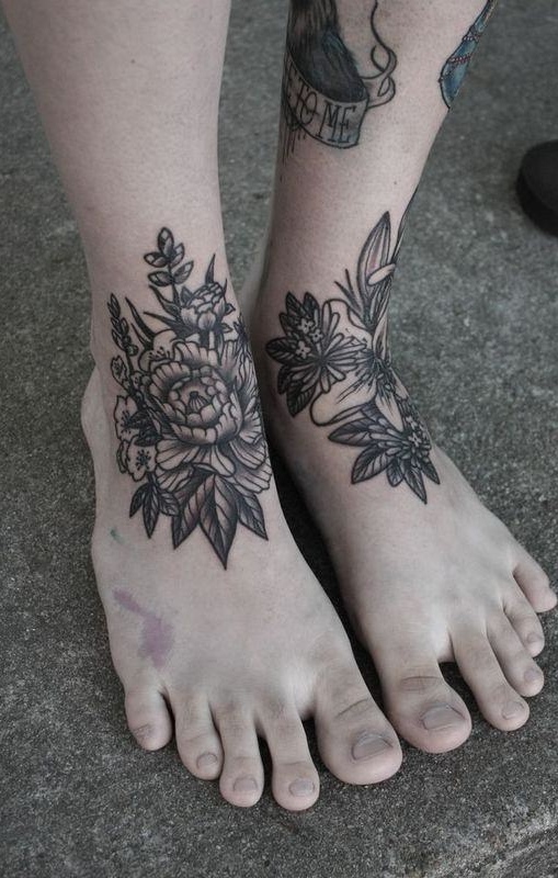 tatuaje femenino tobillo 95